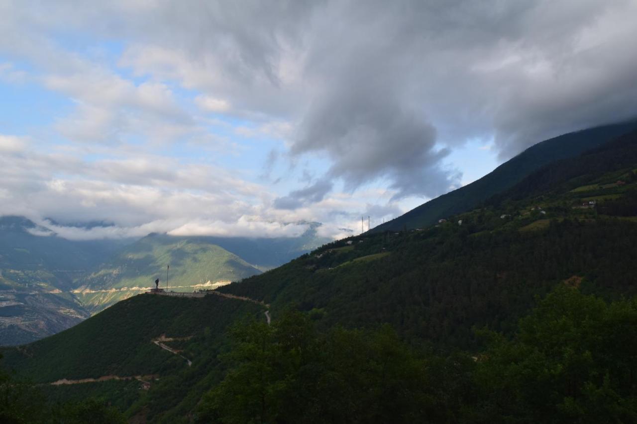 Mars Otel Artvin Exterior foto